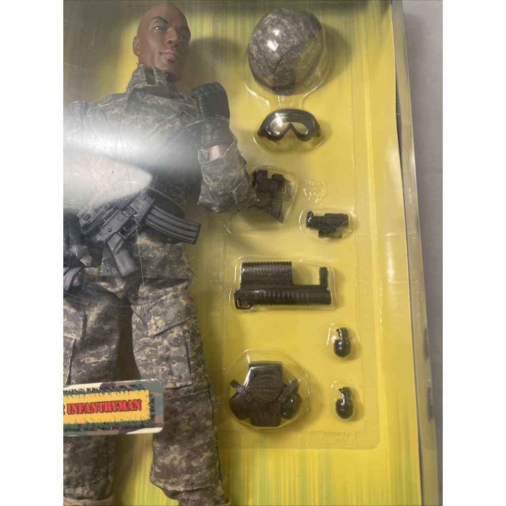 Power Team Elite World Peacekeepers 12" Airborne Infantryman AA Figure New - Picture 4 of 15